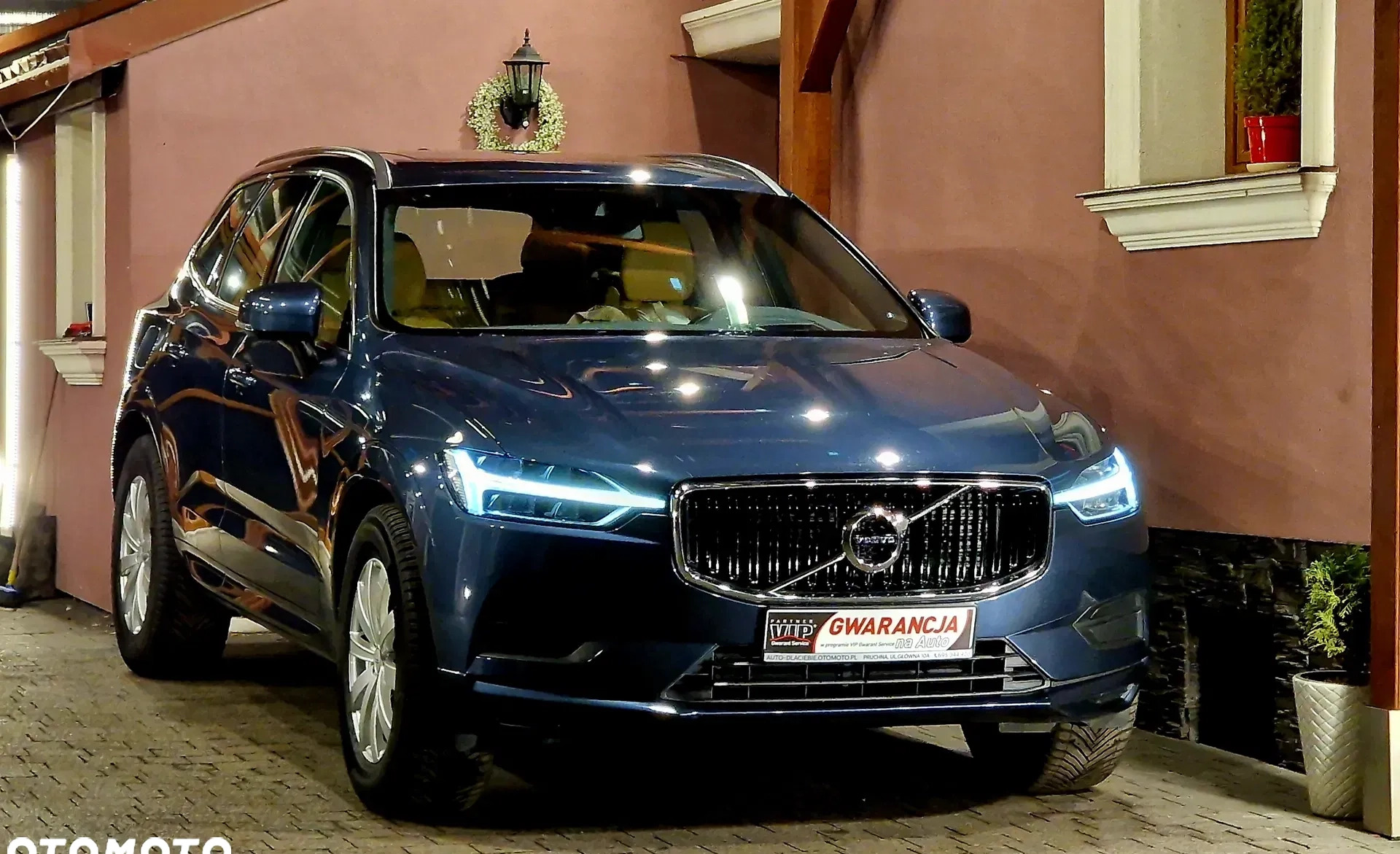 Volvo XC 60 cena 92999 przebieg: 250000, rok produkcji 2018 z Stary Sącz małe 667